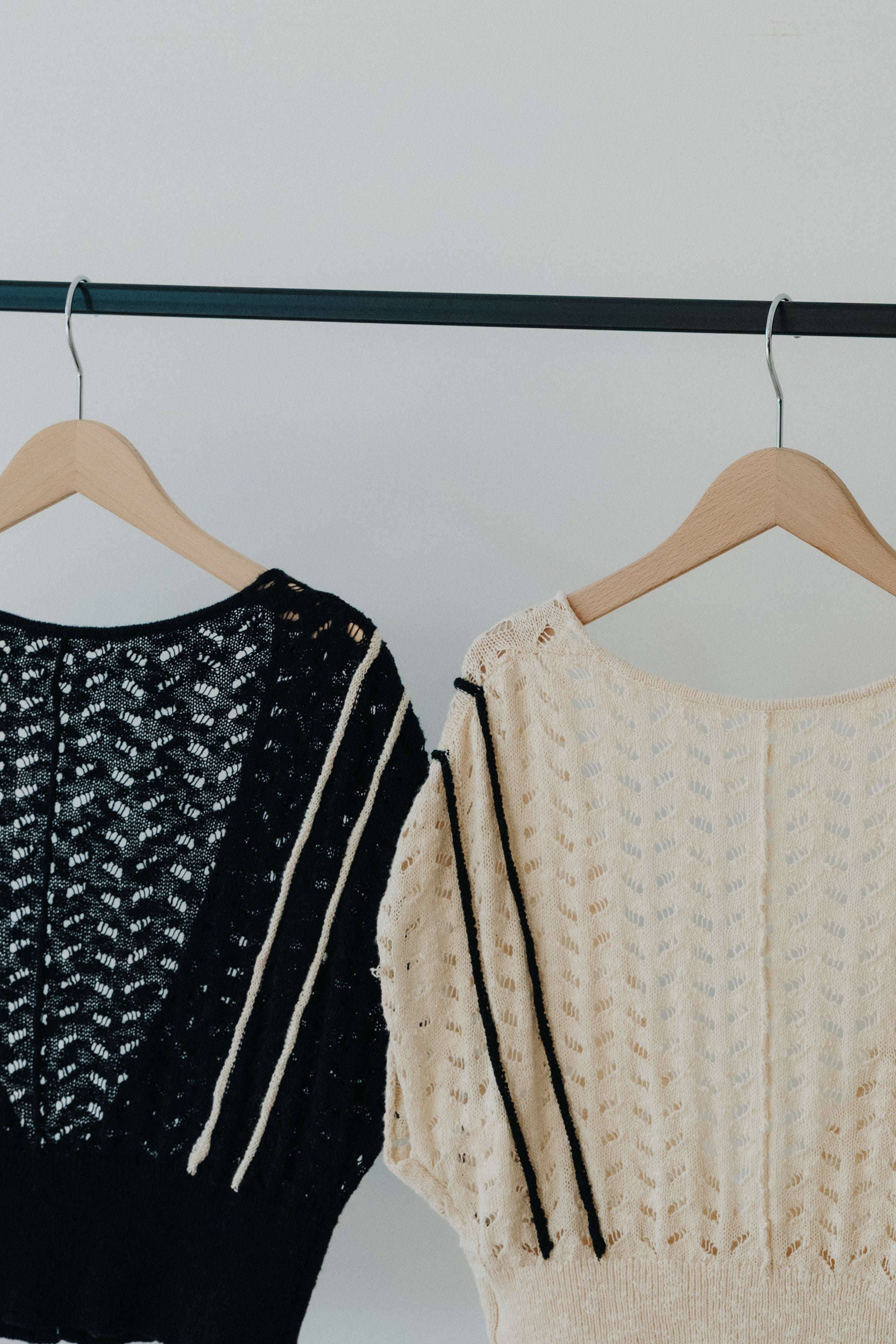 【ROOM.THE.ROOM】Oliver cropped-mesh cardigan