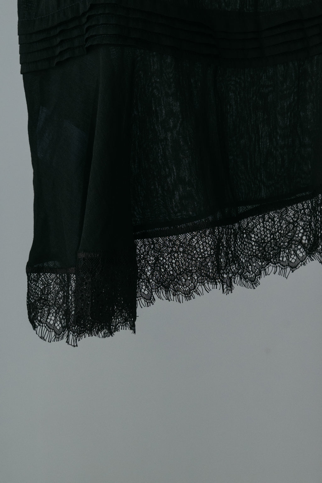 【MAIKU】Lace cami tunic