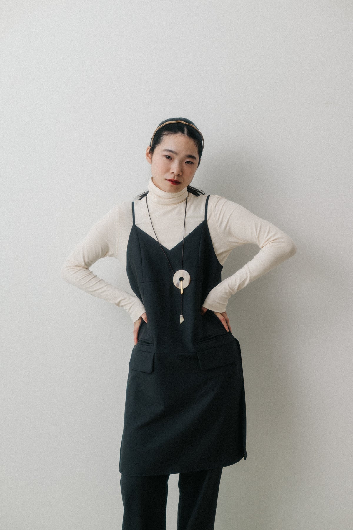 【ROOM.THE.ROOM】Alicia turtle neck Tshirt