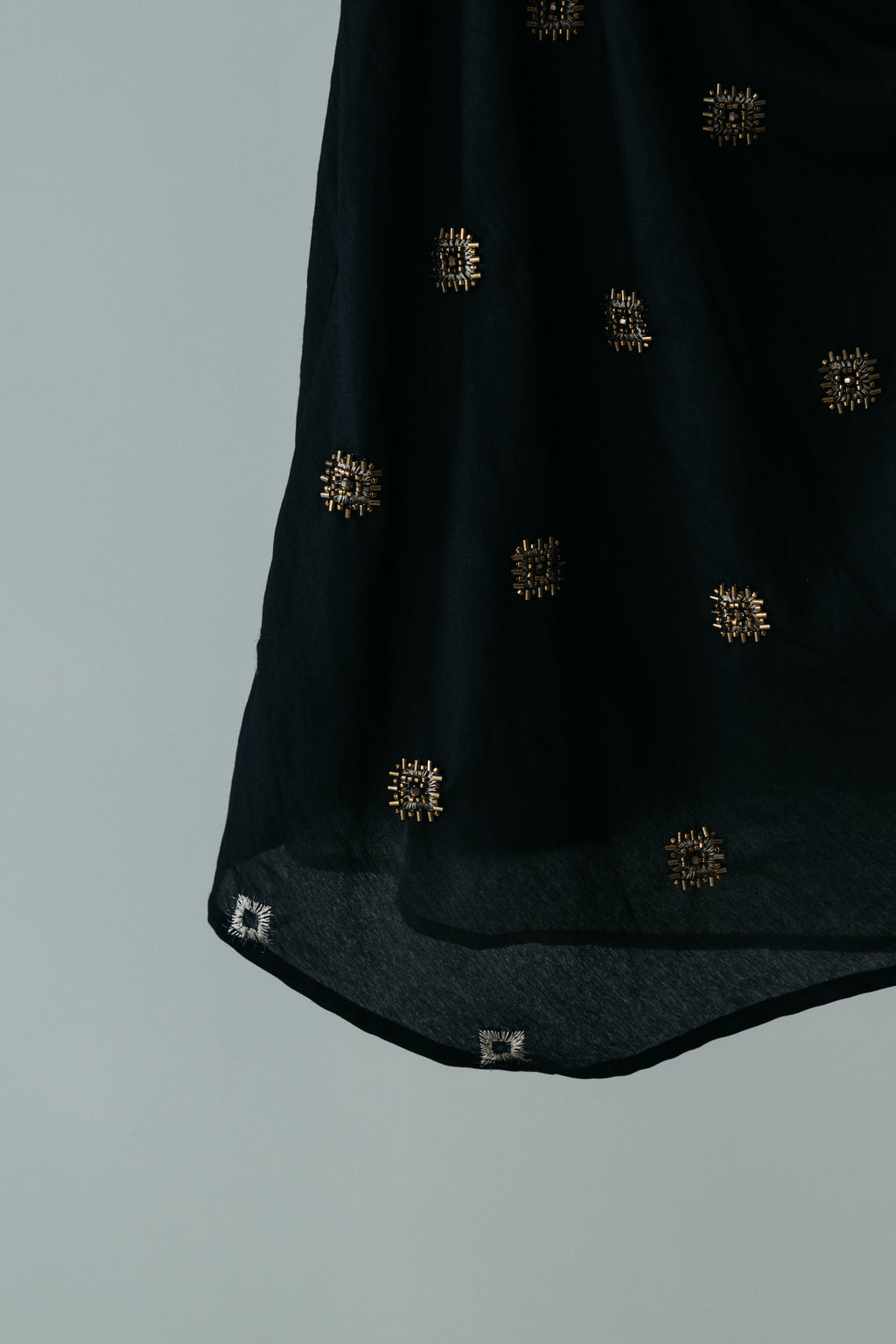 【MAIKU】bijou embroidery top