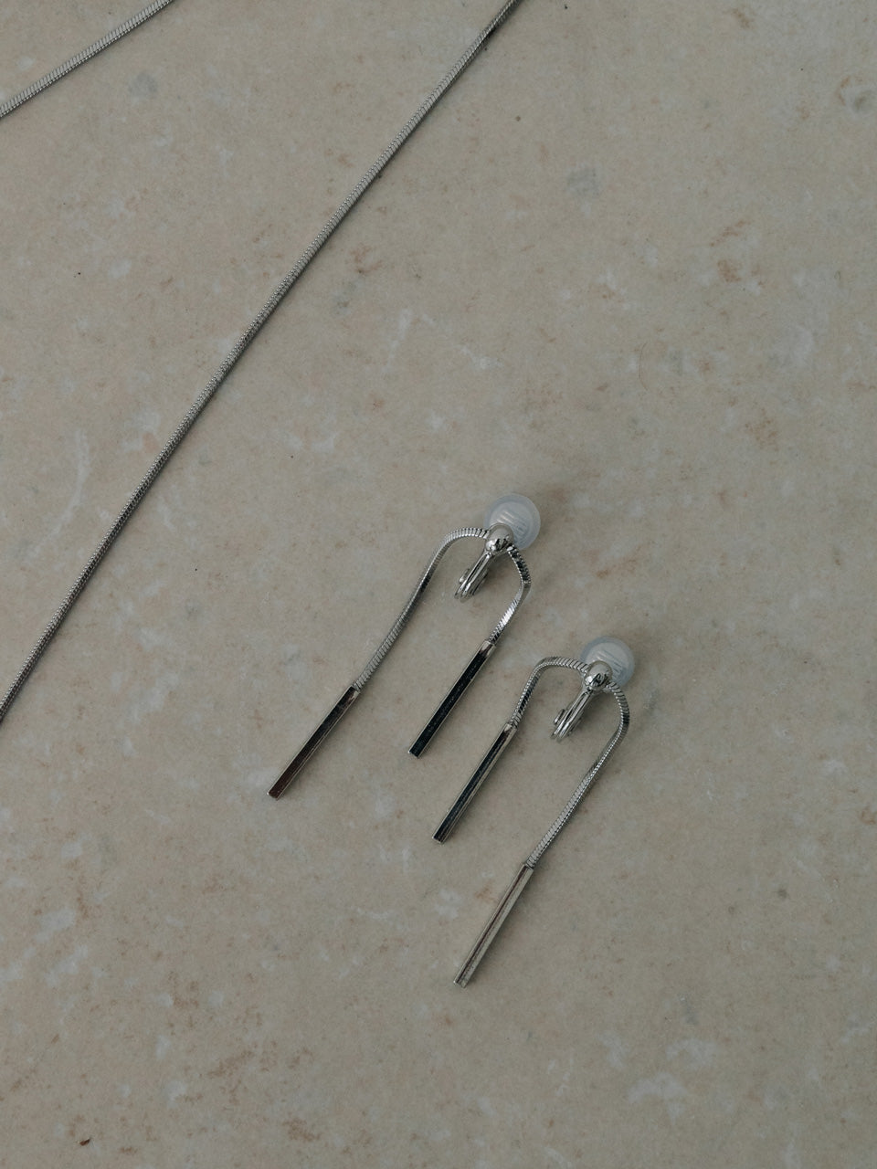 【ROOM.THE.ROOM】Pipe chain earrings