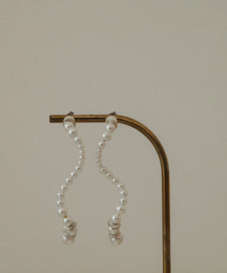 【ROOM.THE.ROOM】Pearl line pierces(ピアス)