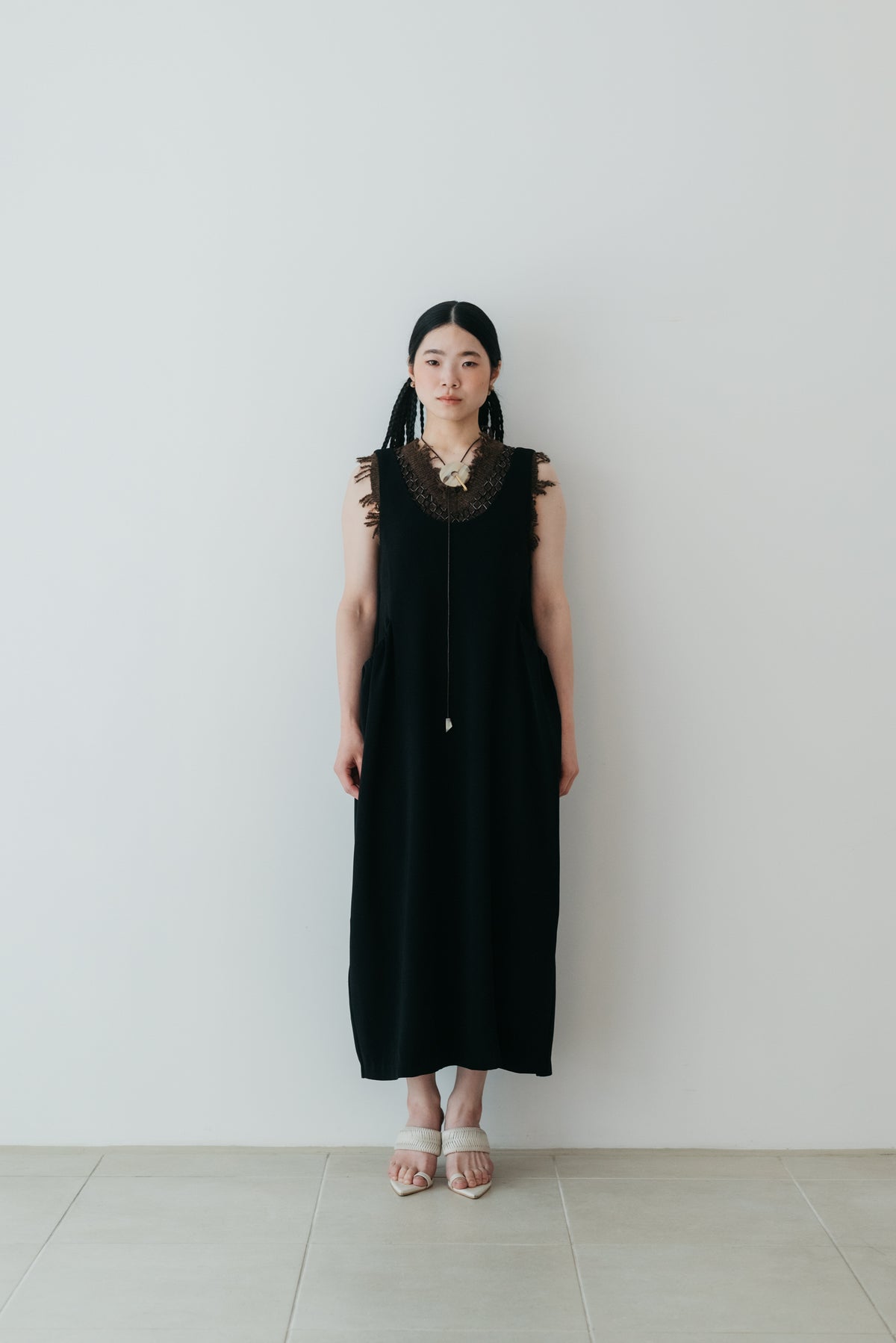 【ROOM.THE.ROOM】Alicia scoop neck dress