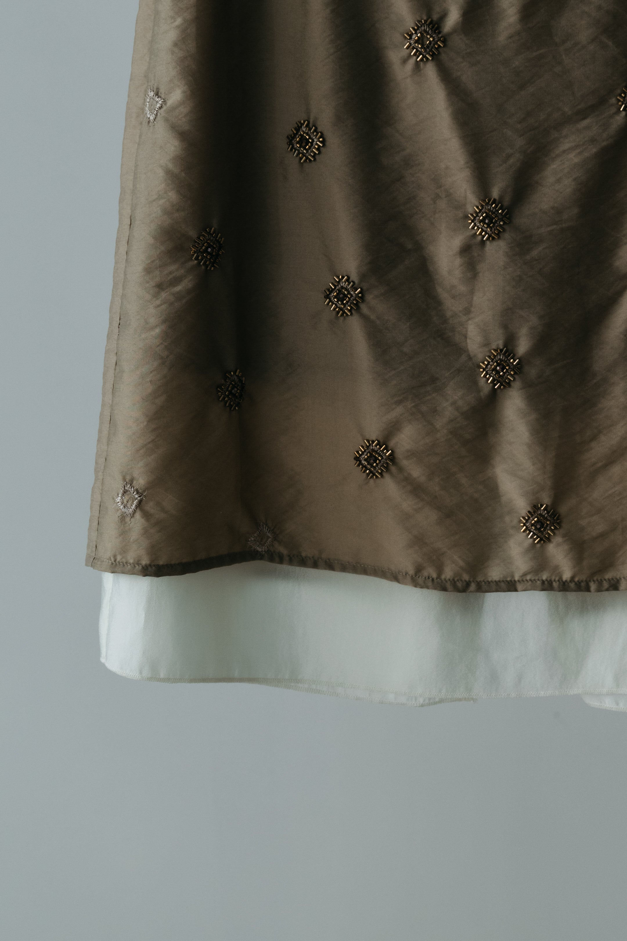 【MAIKU】bijou embroidery skirt