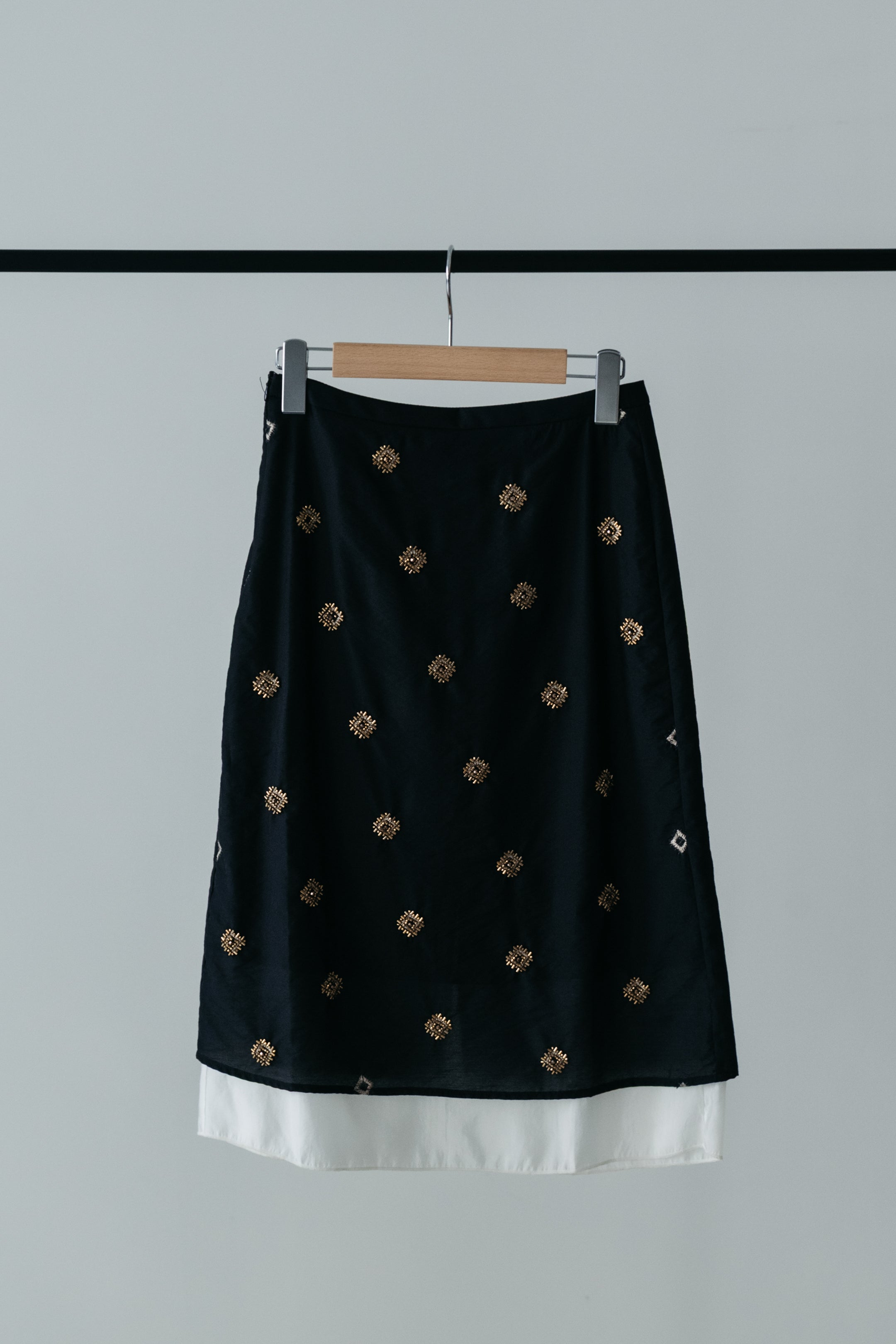 【MAIKU】bijou embroidery skirt