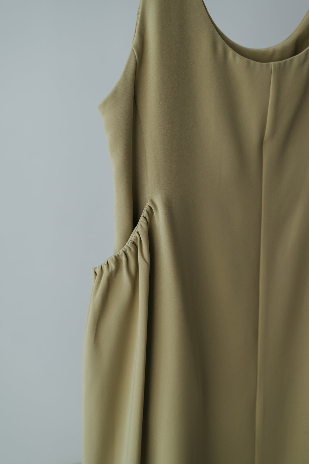 【ROOM.THE.ROOM】Alicia scoop neck dress