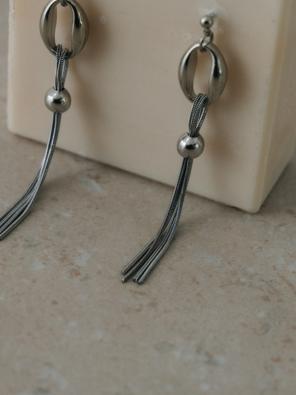 【ROOM.THE.ROOM】Big chain pierces