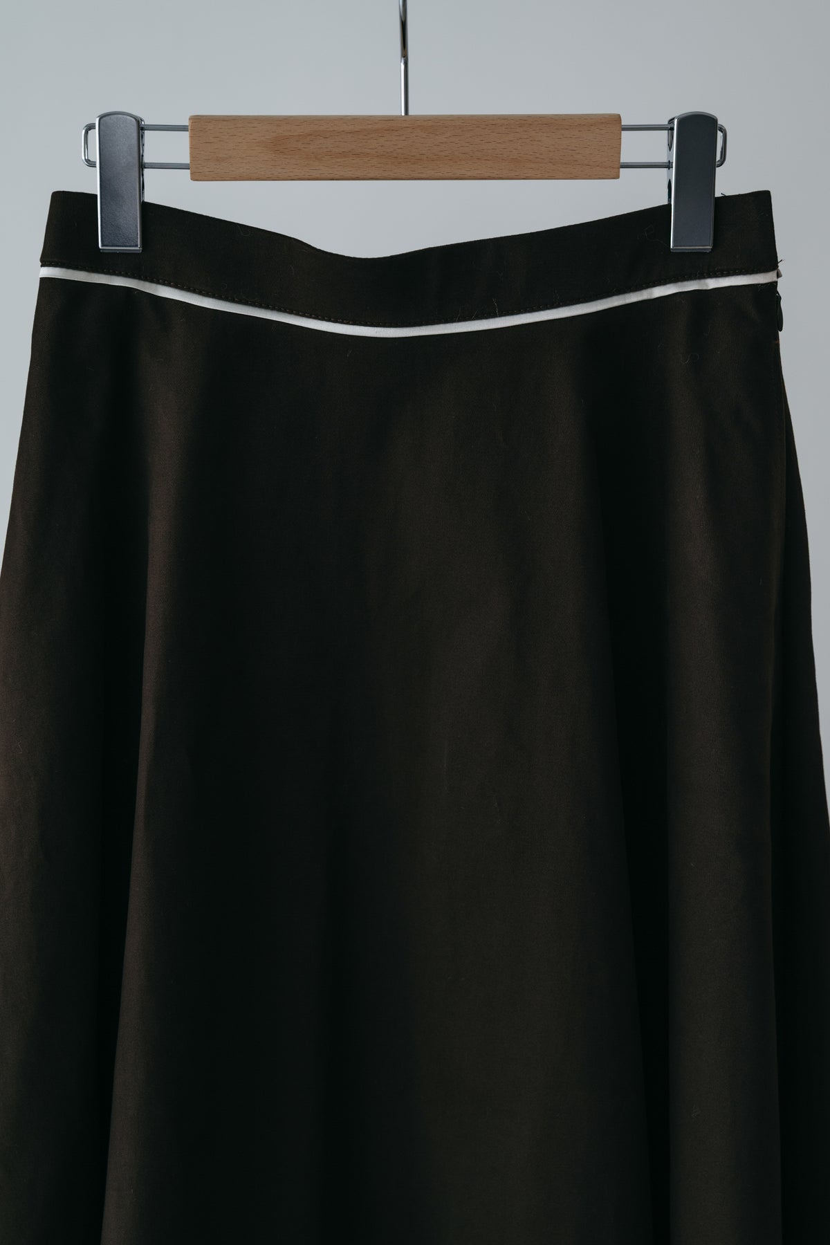 【ROOM.THE.ROOM】Alicia flare skirt