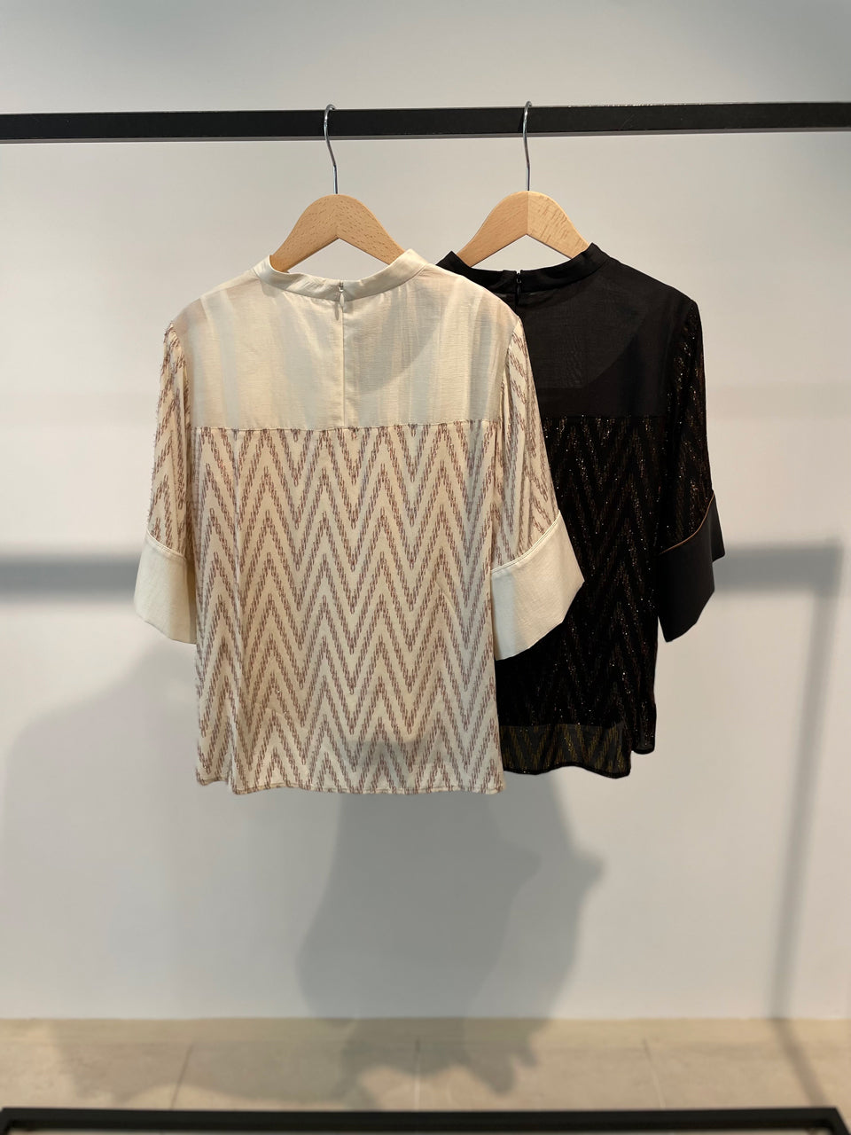 【SALE20%OFF】Chevron Foil Jacquard Blouse