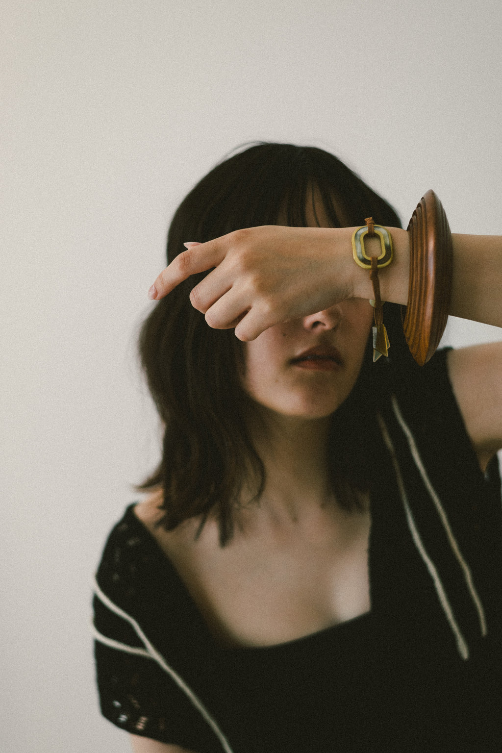 【ROOM.THE.ROOM】Frame bracelet