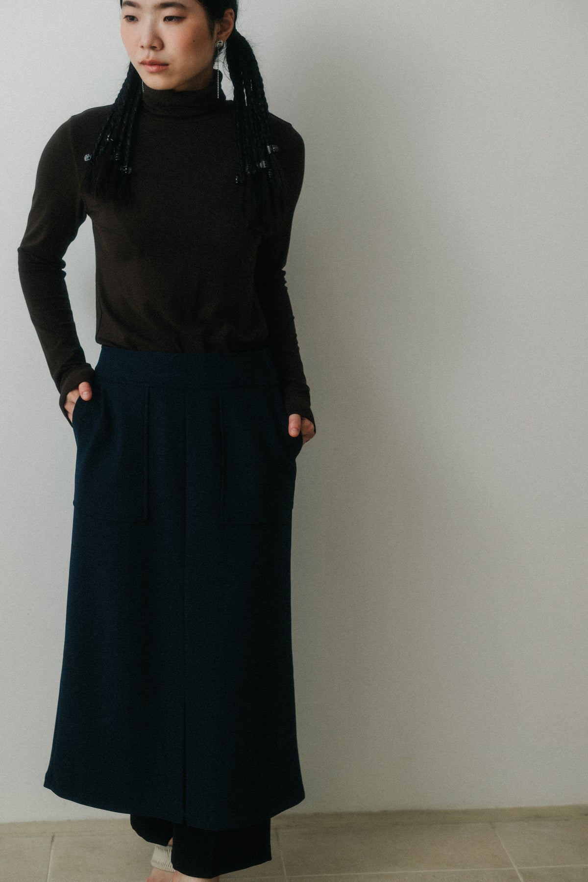 【ROOM.THE.ROOM】Straight skirt