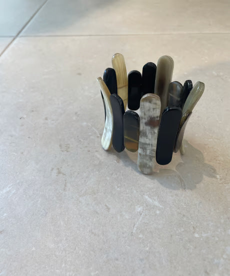 【ROOM.THE.ROOM】Buffalo horn bangle