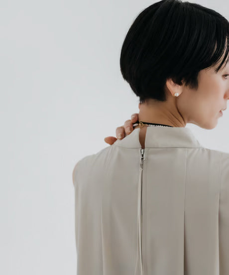 【ROOM.THE.ROOM】High-neck sleeveless dress Col. IVORY/GREY