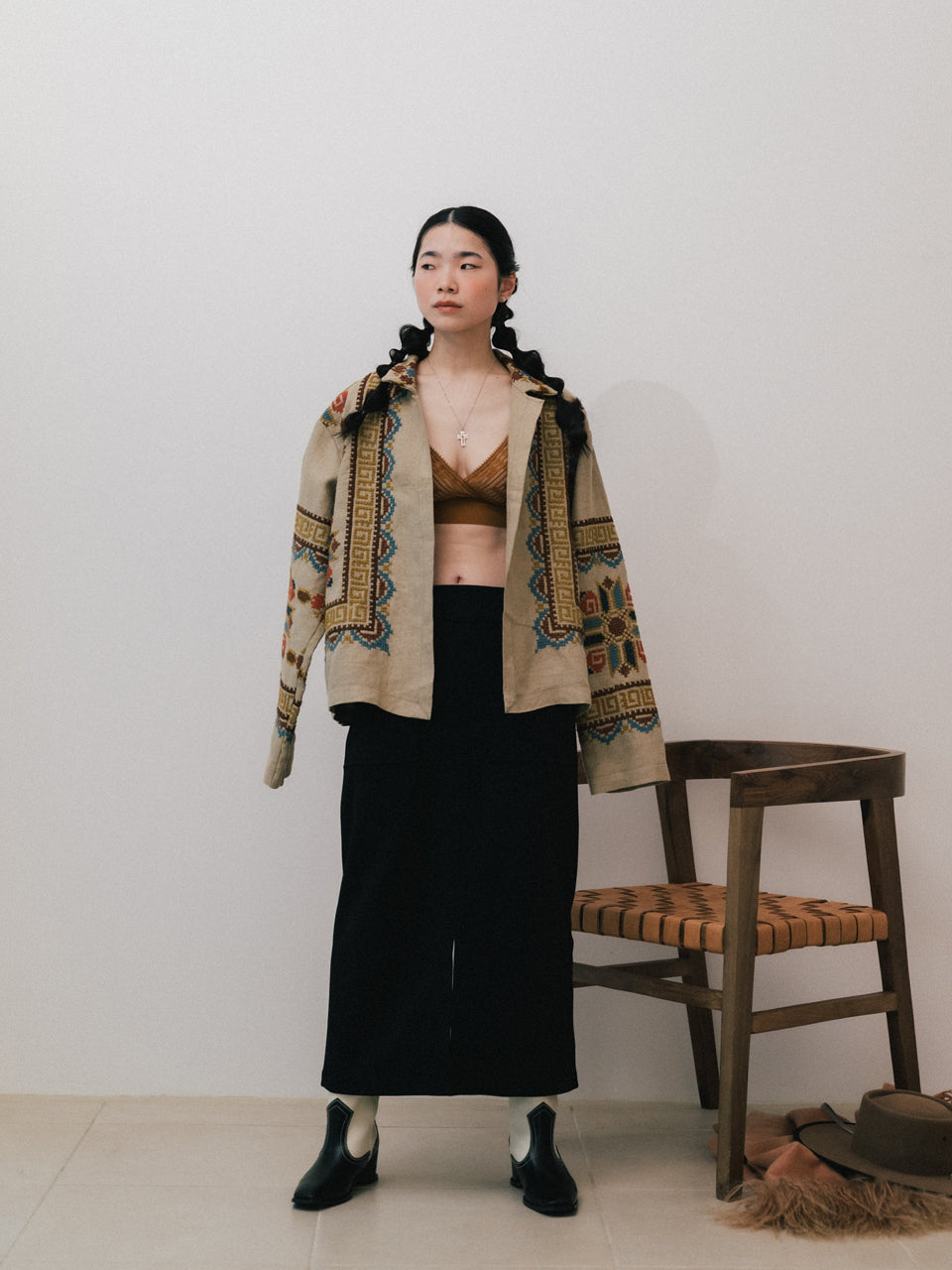 【ROOM.THE.ROOM】Straight skirt/ Col. IVORY/ BLACK