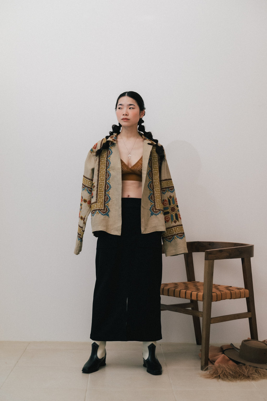 【ROOM.THE.ROOM】Straight skirt/ Col. IVORY/ BLACK