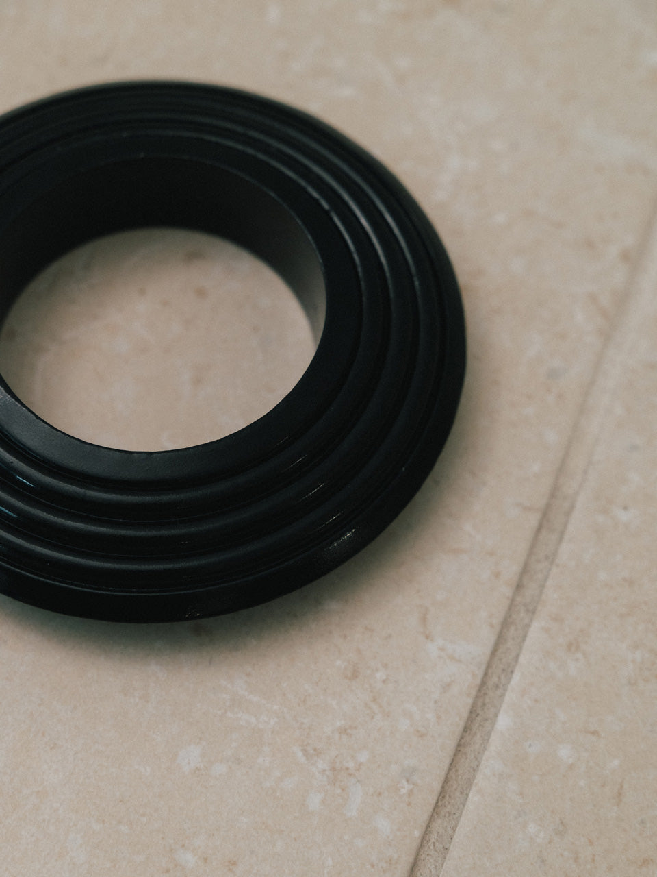 【Shannon Bond】Mono Ha Bracelet Col. BROWN/ BLACK