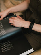 【Shannon Bond】Mono Ha Bracelet Col. BROWN/ BLACK