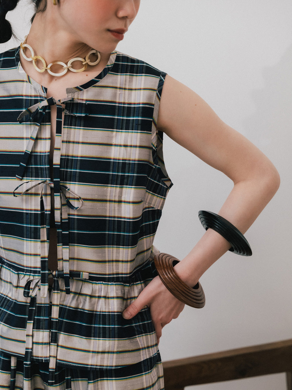 【ROOM.THE.ROOM】Buffalo horn circle necklace