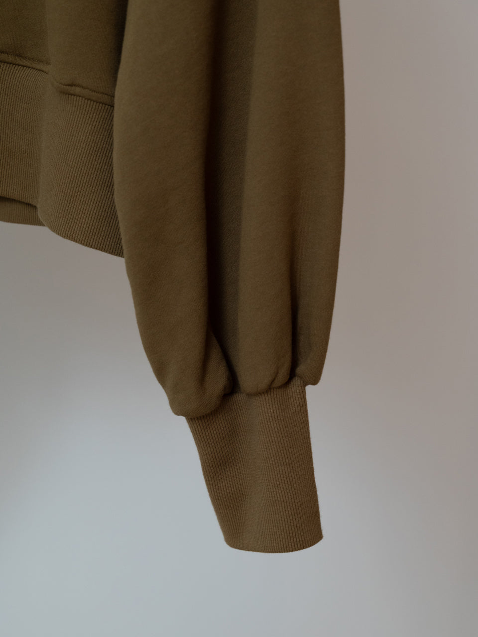 【PRE ORDER 2026SS】【ROOM.THE.ROOM】Emma sweatshirt 【先行予約12月上旬ごろ配送予定】