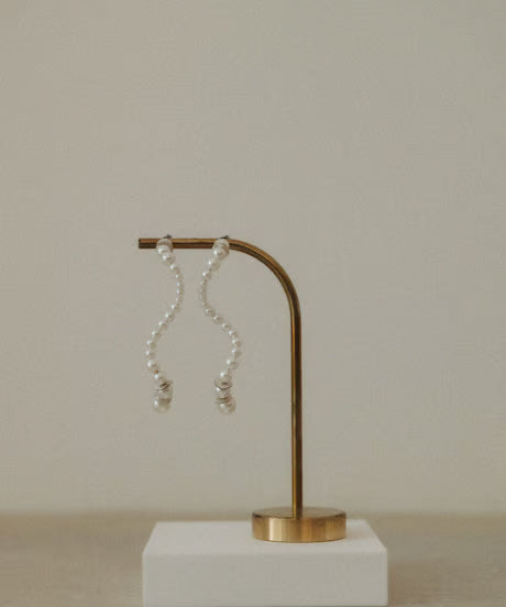【ROOM.THE.ROOM】Pearl line pierces(ピアス)