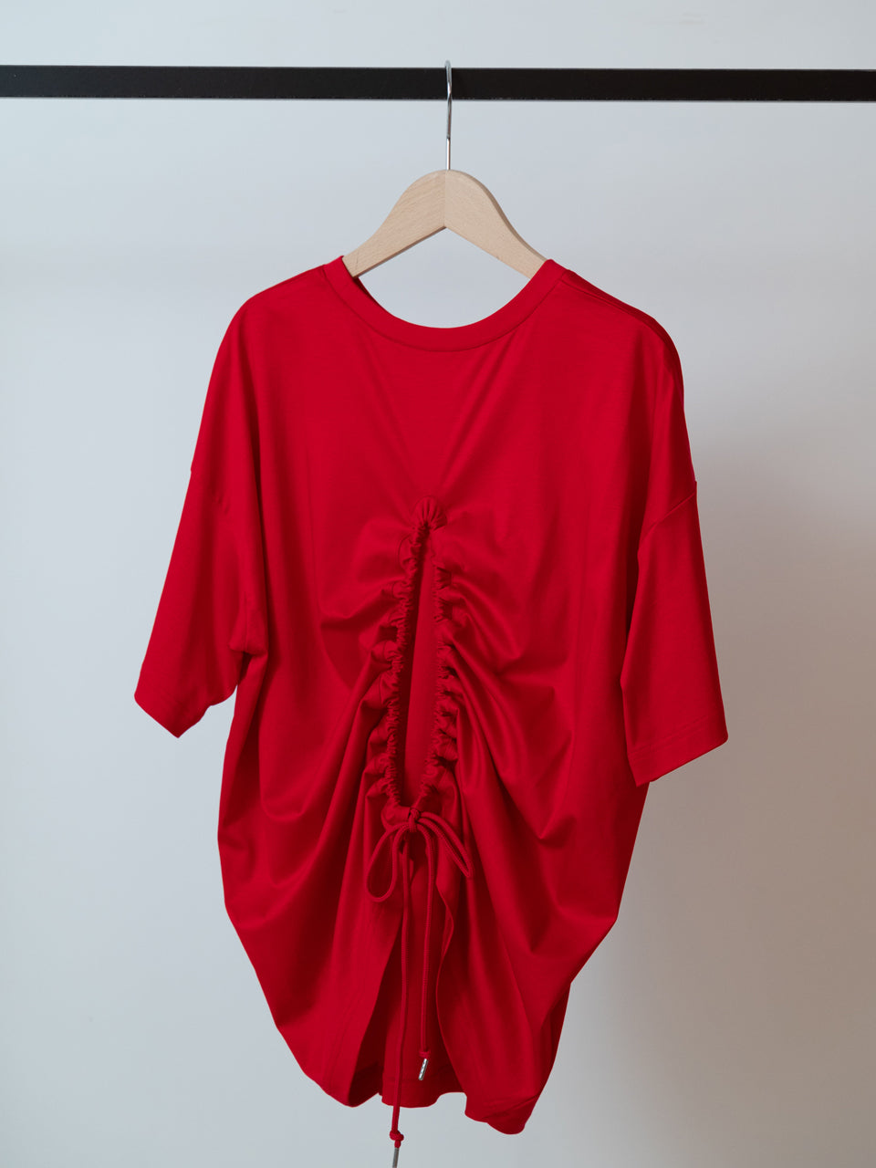 【PRE ORDER 2026SS】【ROOM.THE.ROOM】Brooklyn Ruched back t-shirt【先行予約2月中旬ごろ配送予定】