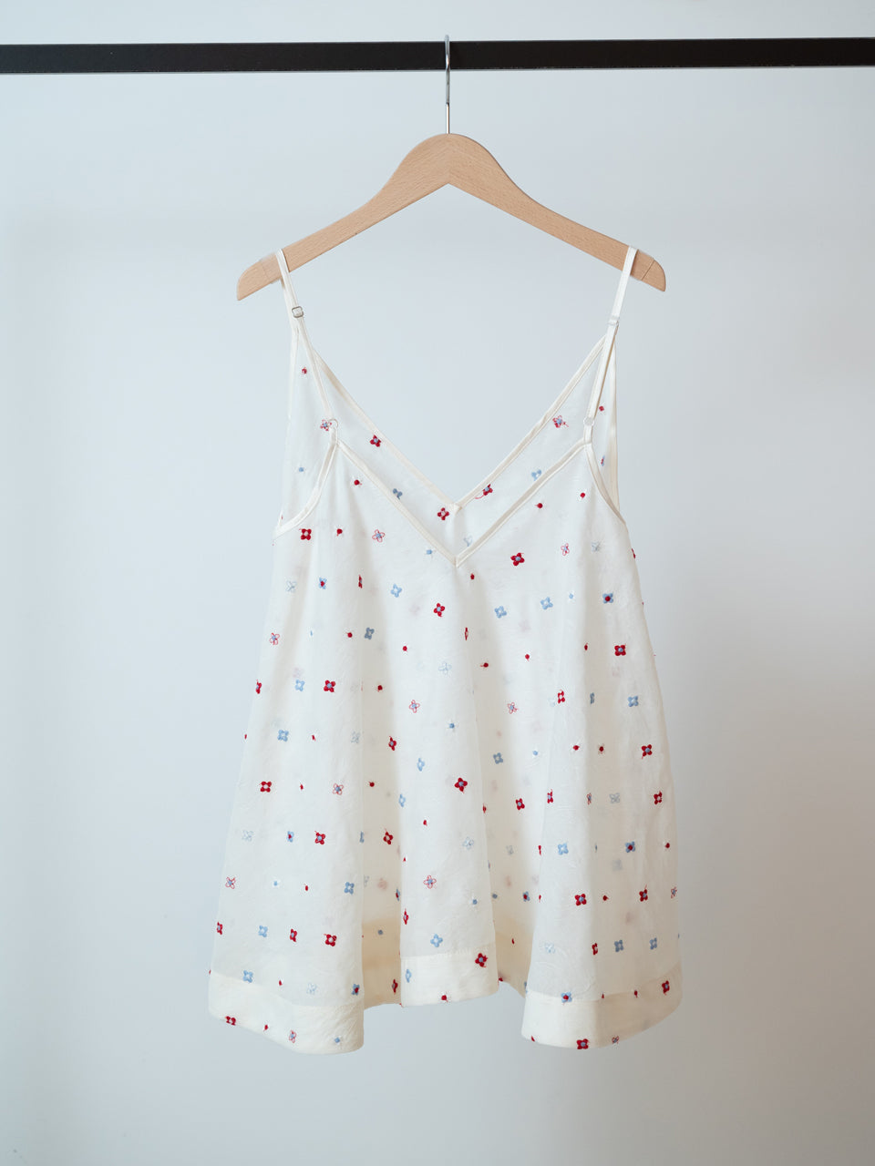 【PRE ORDER 2026SS】【ROOM.THE.ROOM】Brooklyn embroidery cami 【先行予約2月中旬ごろ配送予定】