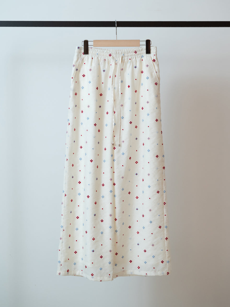 【PRE ORDER 2026SS】【ROOM.THE.ROOM】Brooklyn embroidery pants【先行予約2月中旬ごろ配送予定】