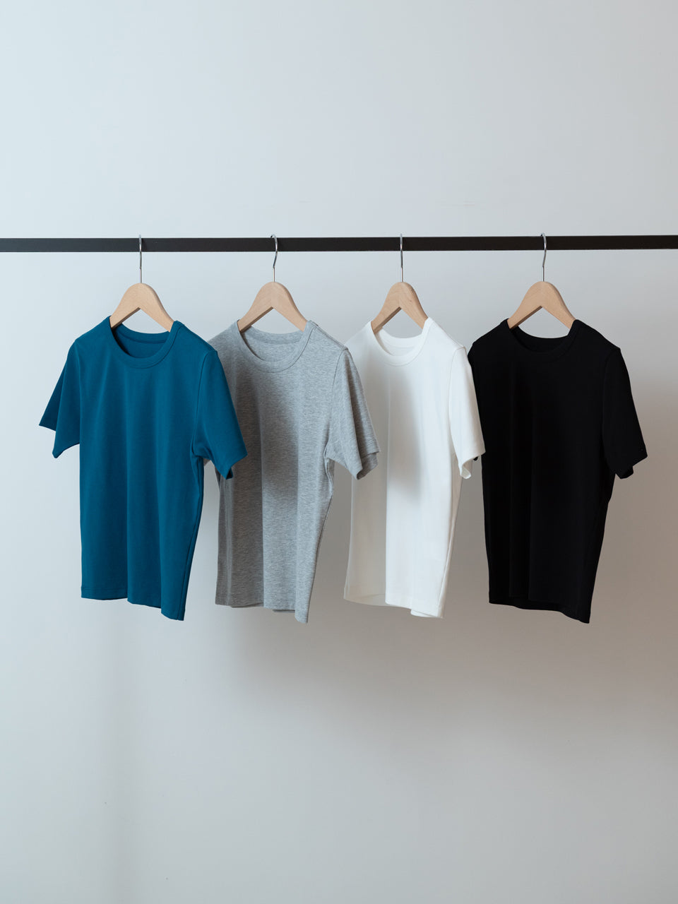 【PRE ORDER 2026SS】【ROOM.THE.ROOM】Emma basic t-shirt 【先行予約12月上旬ごろ配送予定】