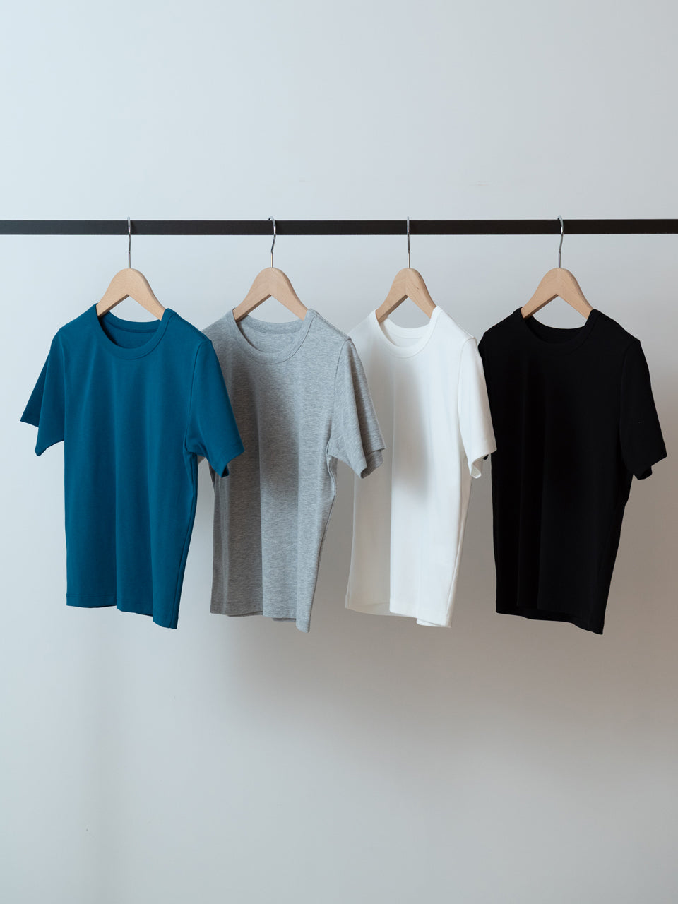 【PRE ORDER 2026SS】【ROOM.THE.ROOM】Emma basic t-shirt 【先行予約12月上旬ごろ配送予定】