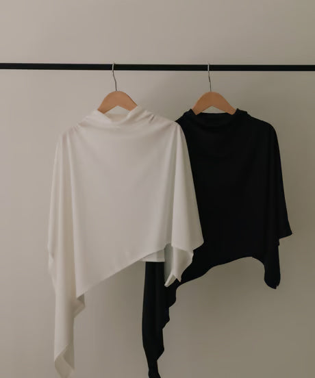【ROOM.THE.ROOM】Emerald Flowsion Flare T-shirt Col. OFF WHITE /BLACK