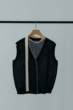 【MAIKU】V-neck knit tie vest