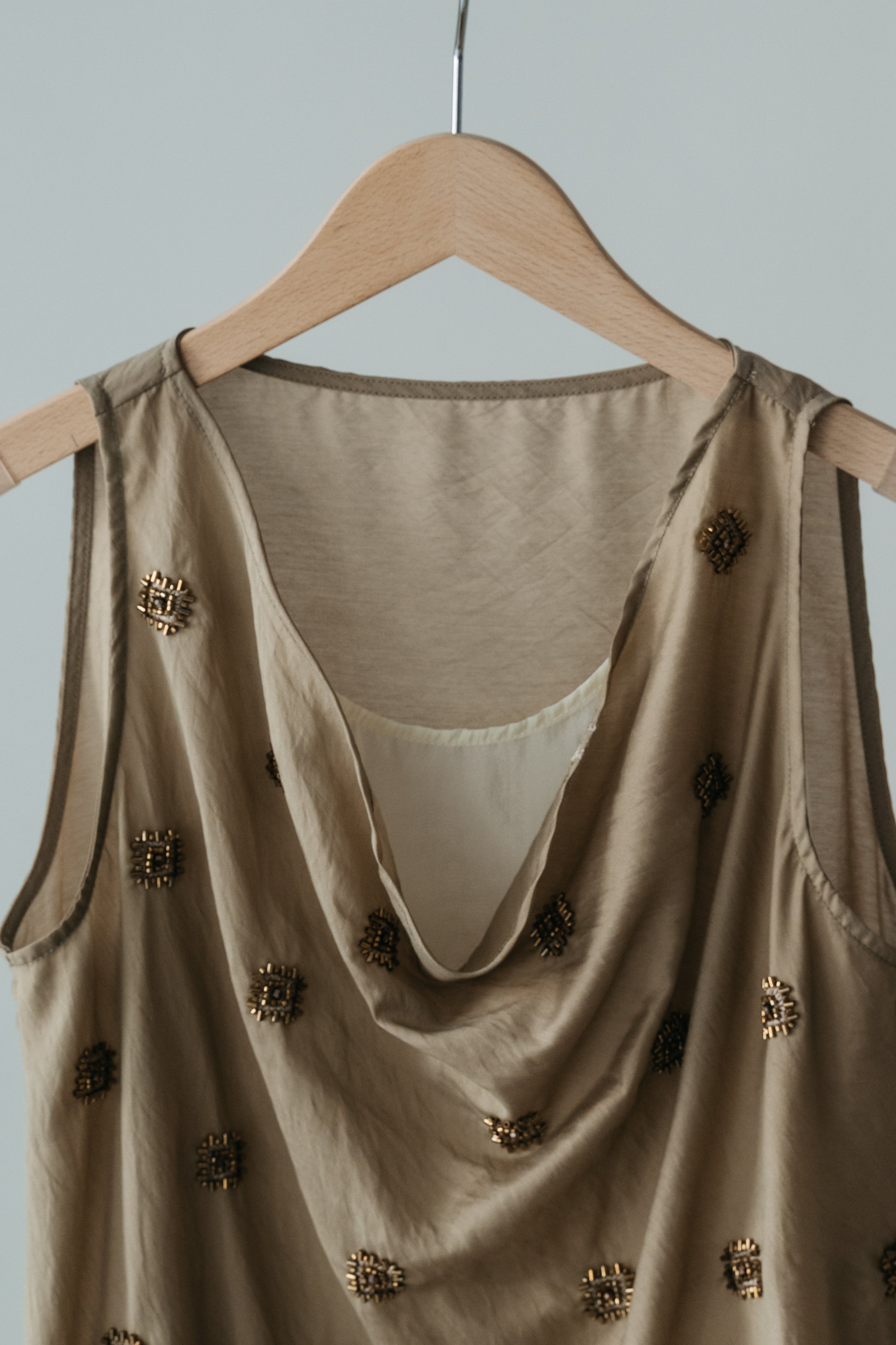 【MAIKU】bijou embroidery top