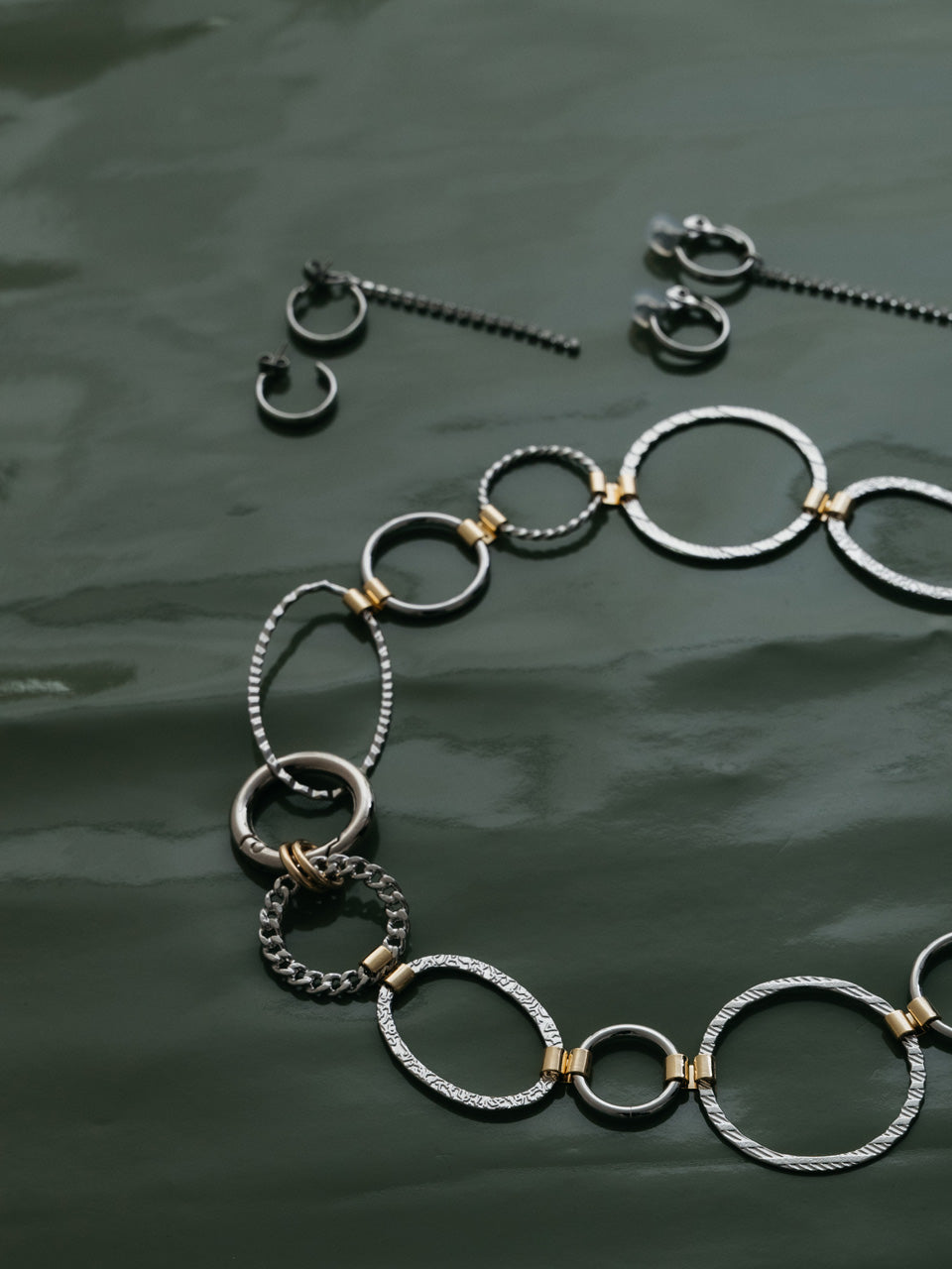 【ROOM.THE.ROOM】Metal circle small hoop pierces(ピアス)
