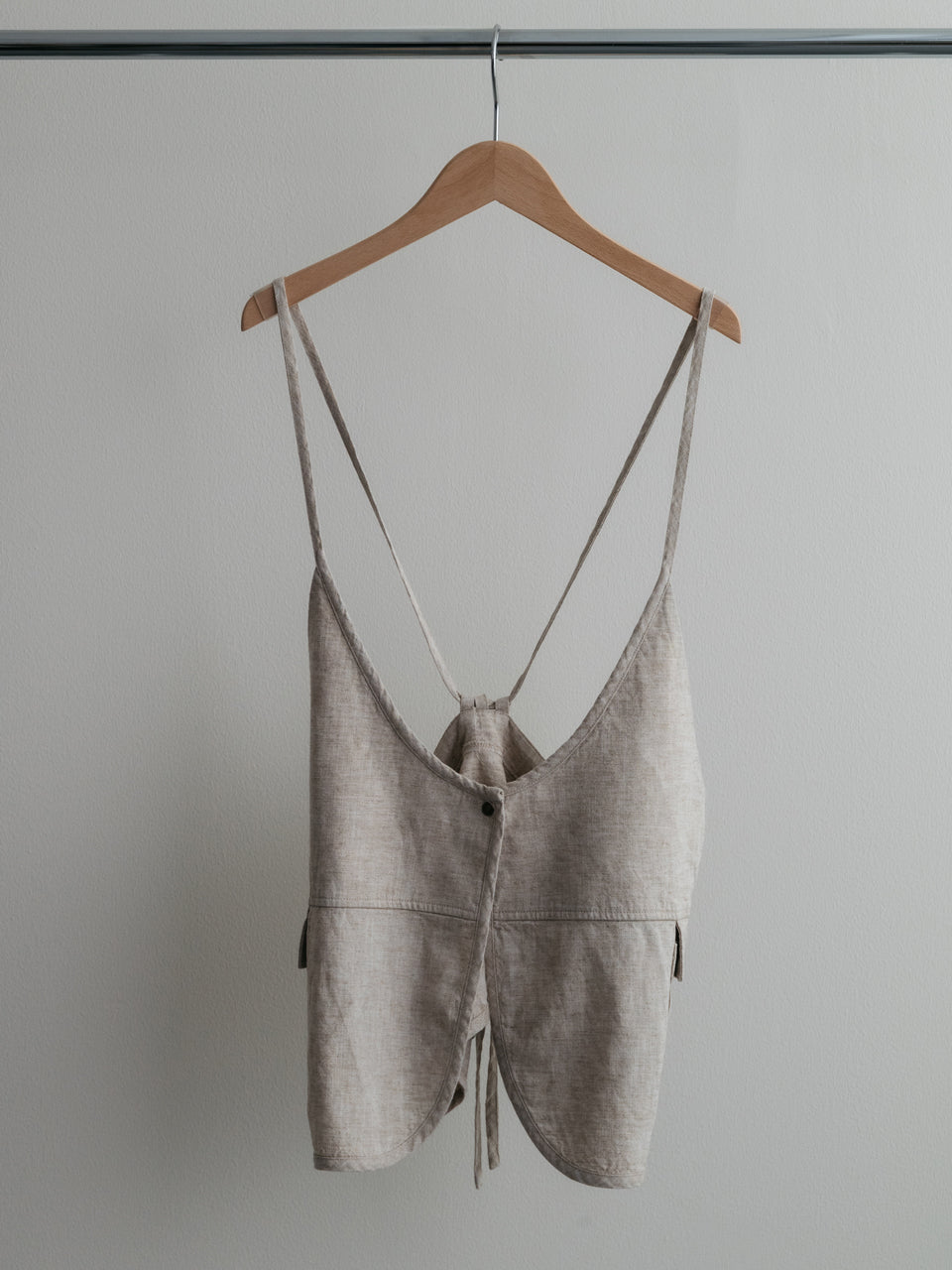 【PRE ORDER 2026SS】【ROOM.THE.ROOM】Ali linen apron vest【先行予約3月中旬ごろ配送予定】