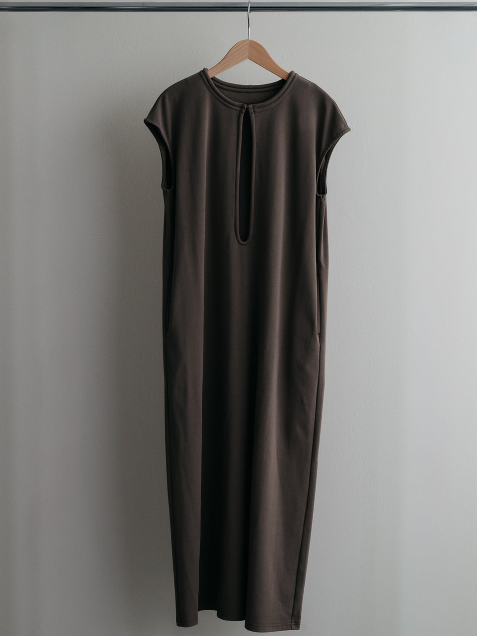 【PRE ORDER 2026SS】【ROOM.THE.ROOM】Jill cut out dress【先行予約5月上旬ごろ配送予定】