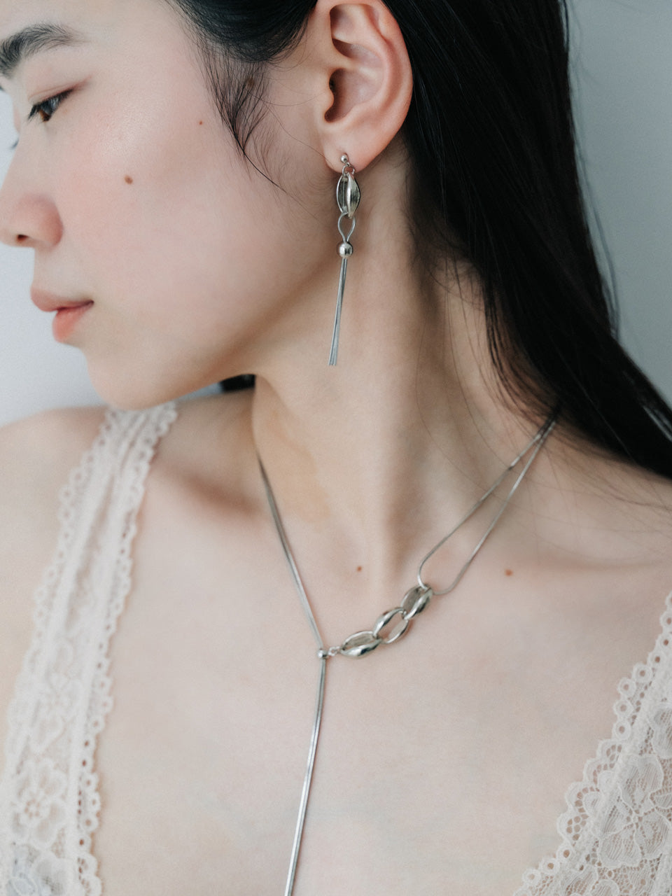 【ROOM.THE.ROOM】Big chain pierces