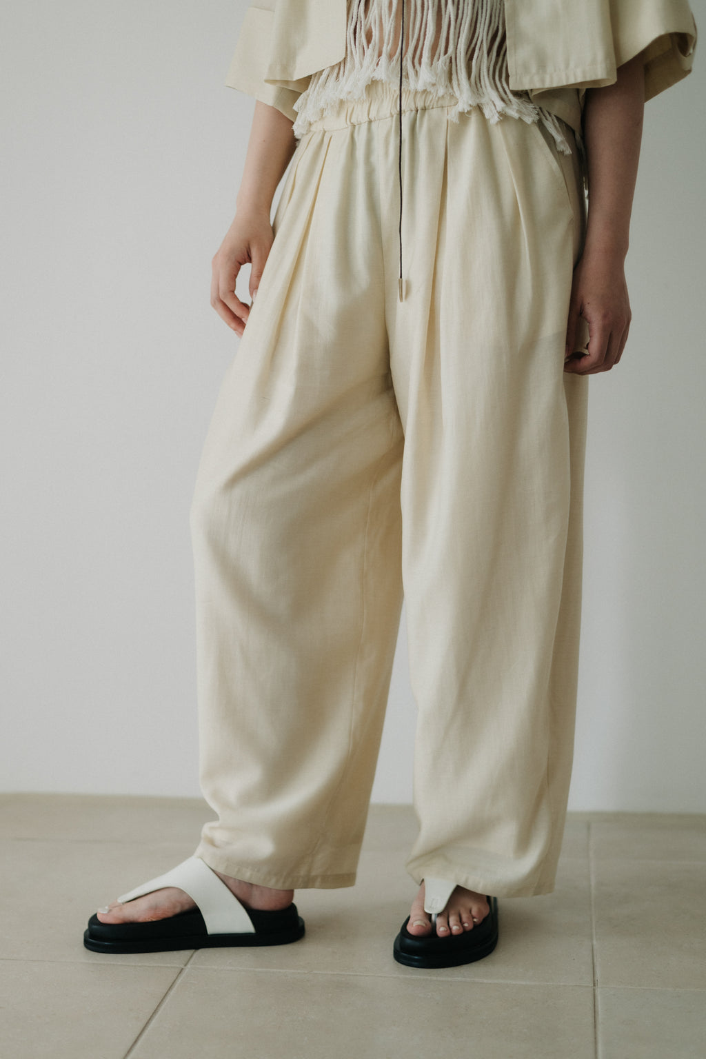 【ROOM.THE.ROOM】Oliver linen pants